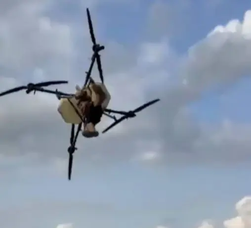 Hemşehrisine özenen çiftçi, dronla hüsran yaşadı Hemşehrisine özenen çiftçi, dronla hüsran yaşadı