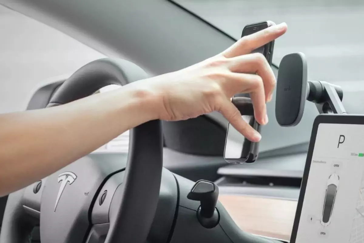 "Telefon tutucu ve araç kokusu yasaklanıyor" iddiasına en net yanıt