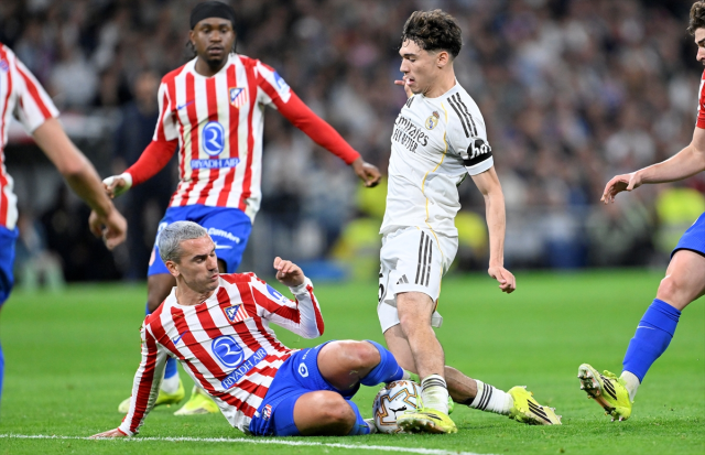 Transferde büyük ters köşe! Griezmann'da anlaşma tamam, forma numarası bile belli