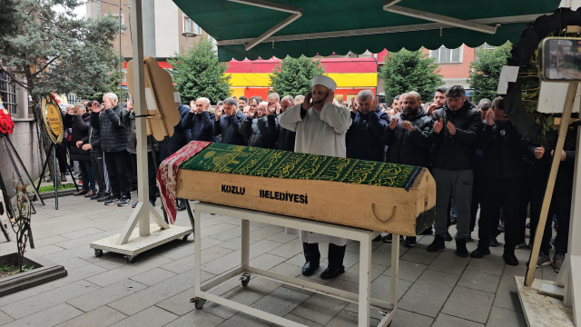 9 ay önce evladını kaybeden anne oğlunun yanına defnedildi