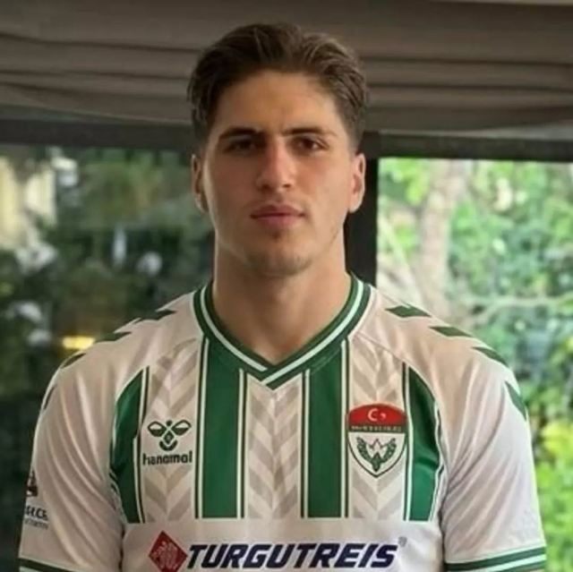 Aleyna Kalaycıoğlu tutuklama kararını duyunca ağlama krizine girdi