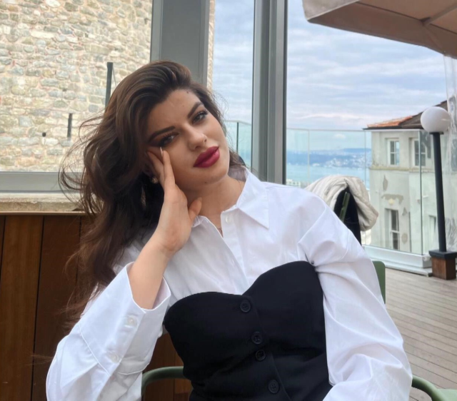 Ayşe Tokyaz davasında mahkeme salonu fena karıştı! Avukat Esra Tokyaz'a hakaret etti