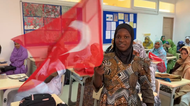 Başkan Altay'ın Moritanya Ziyaretinde Afrikalı Öğrenciden İstiklal Marşı Sürprizi