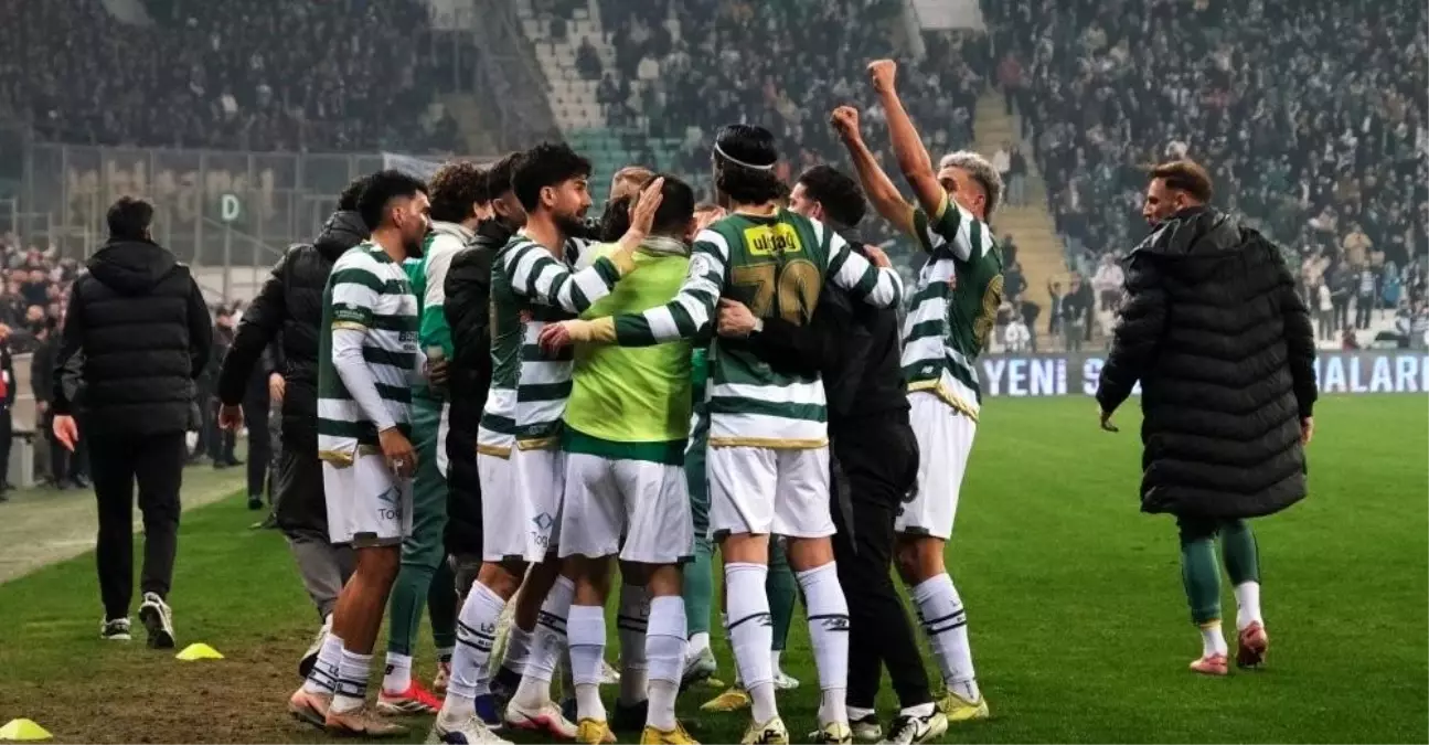 Bursaspor, Gebzespor\'u 2-0 Geçti