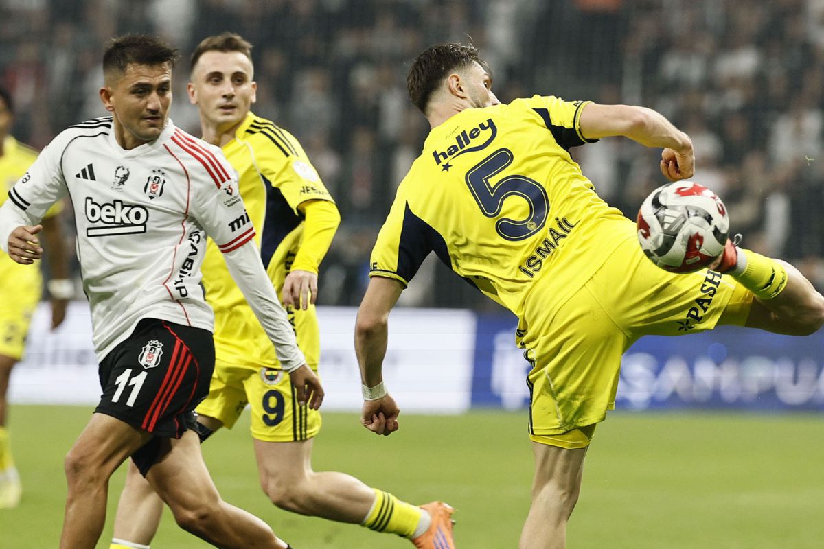 Derbinin tarihi değişti! Olası Beşiktaş-Fenerbahçe maçı için TFF\'den açıklama