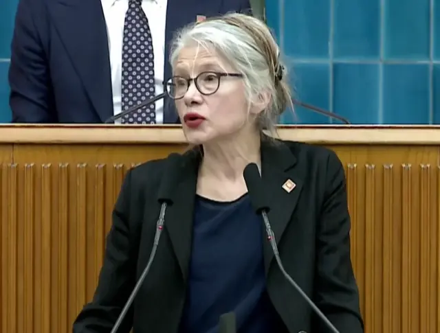 Emine Ülker Tarhan 12 yıl sonra CHP'ye döndü