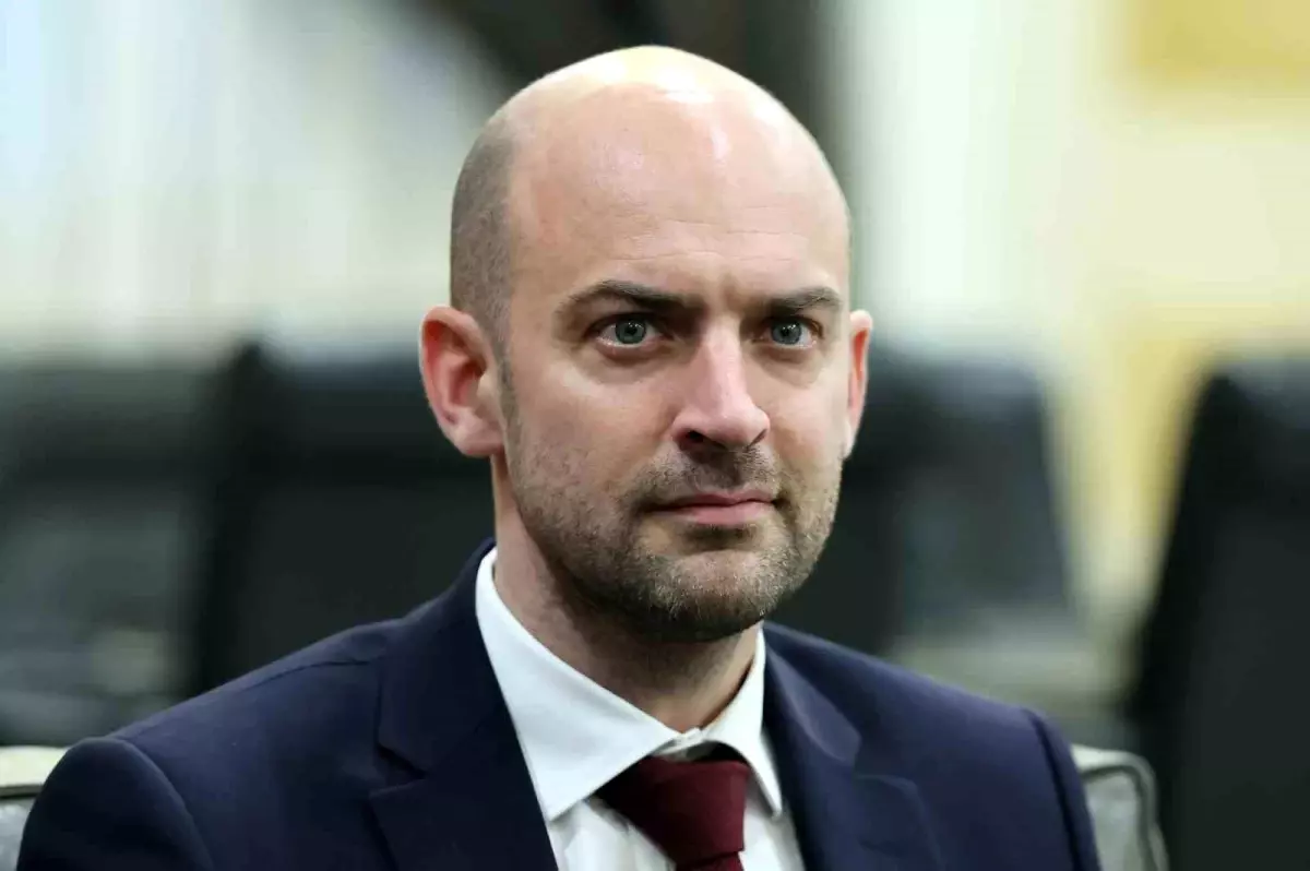 Fransa, İsrail\'i Lübnan\'a Saldırmaktan Uyarıyor