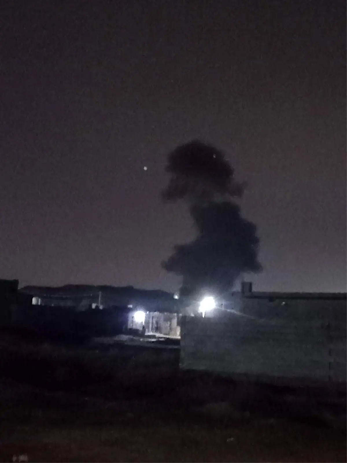 Anbar\'da Haşdi Şabi Karargahına Saldırı