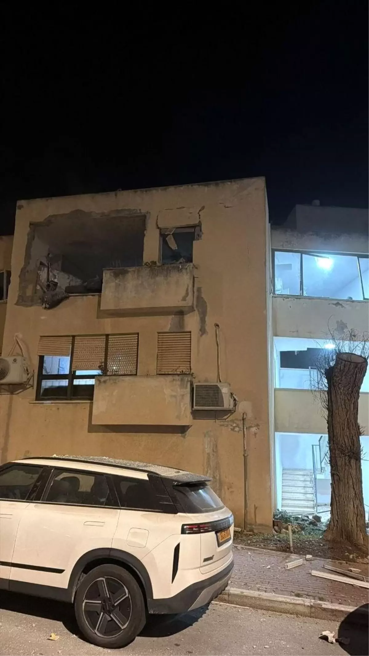 İran\'dan İsrail\'e Balistik Füze Saldırısı