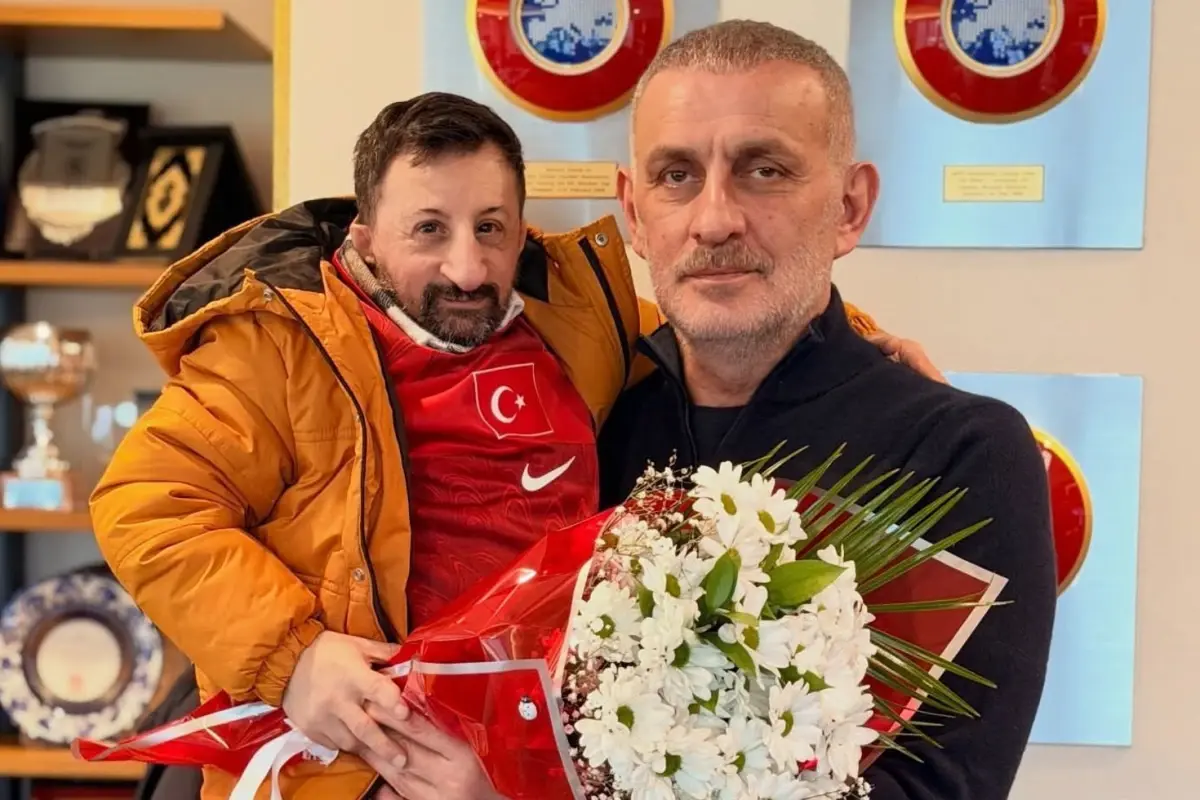 Köksal Baba\'dan A Milli Takım\'a sürpriz! Sosyal medyayı salladı