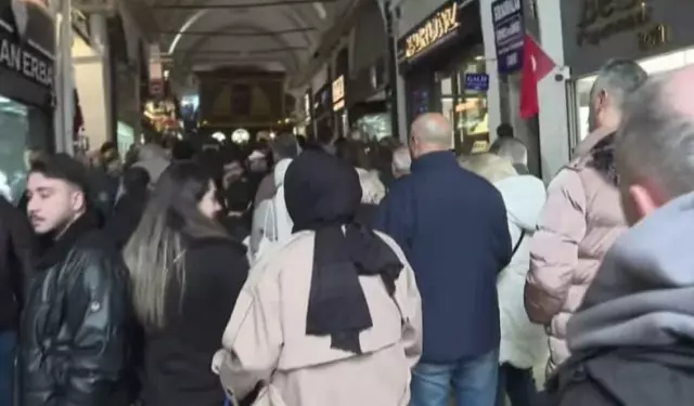 Kuyumcularda altın kalmadı! Dükkanın camına asılan yazı bomba