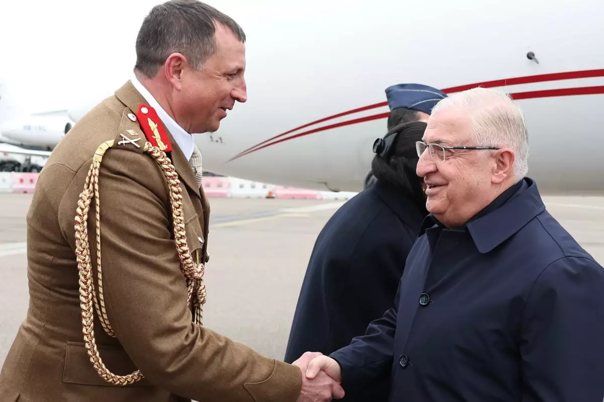 Bakan Güler Londra\'ya Resmi Ziyarette Bulundu