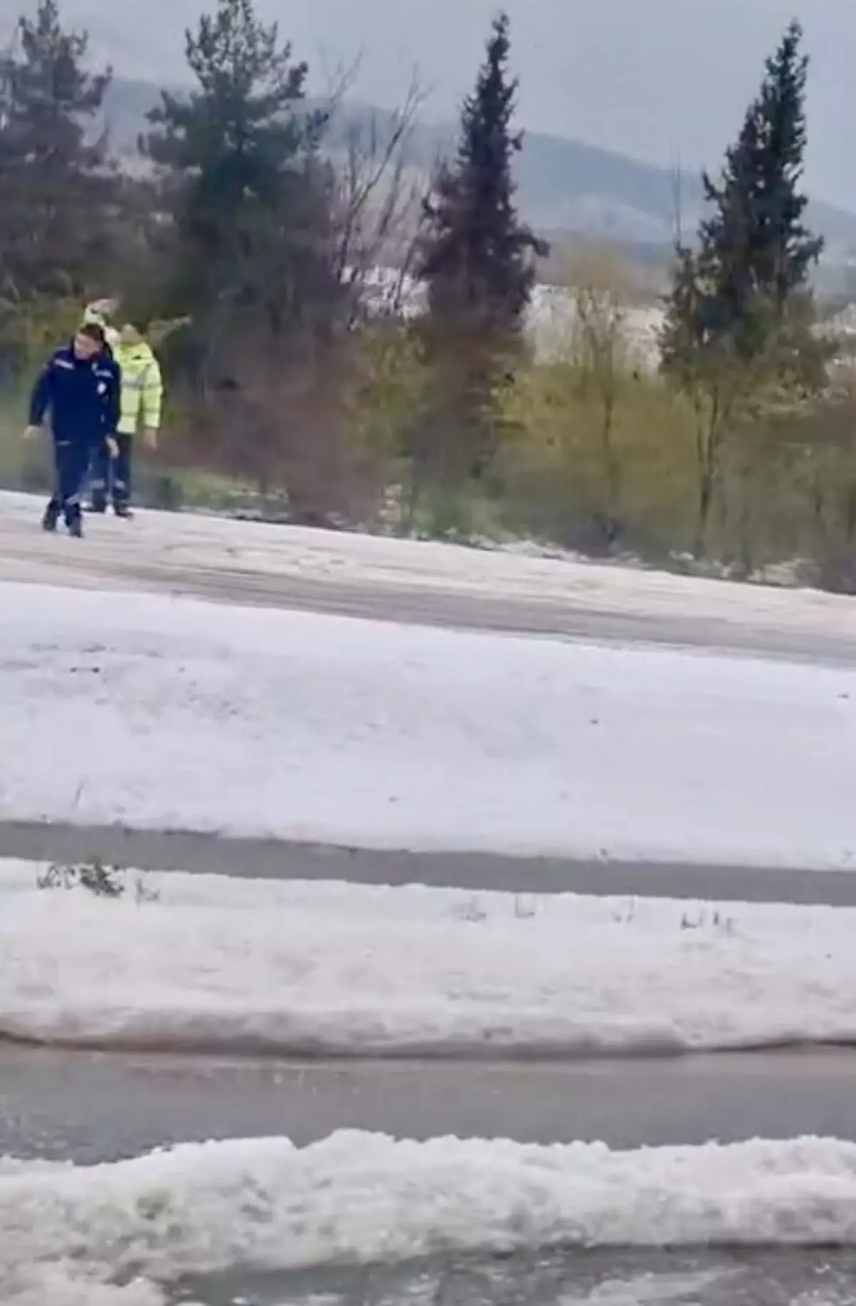 Yatağan\'da Dolu Yağışı Hayatı Olumsuz Etkiledi