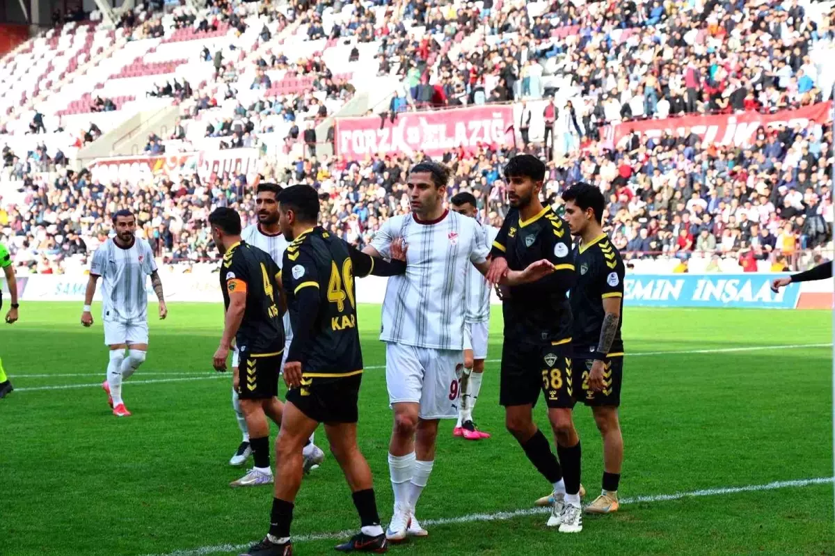 Elazığspor, Beykoz\'u 3-1 ile Geçti