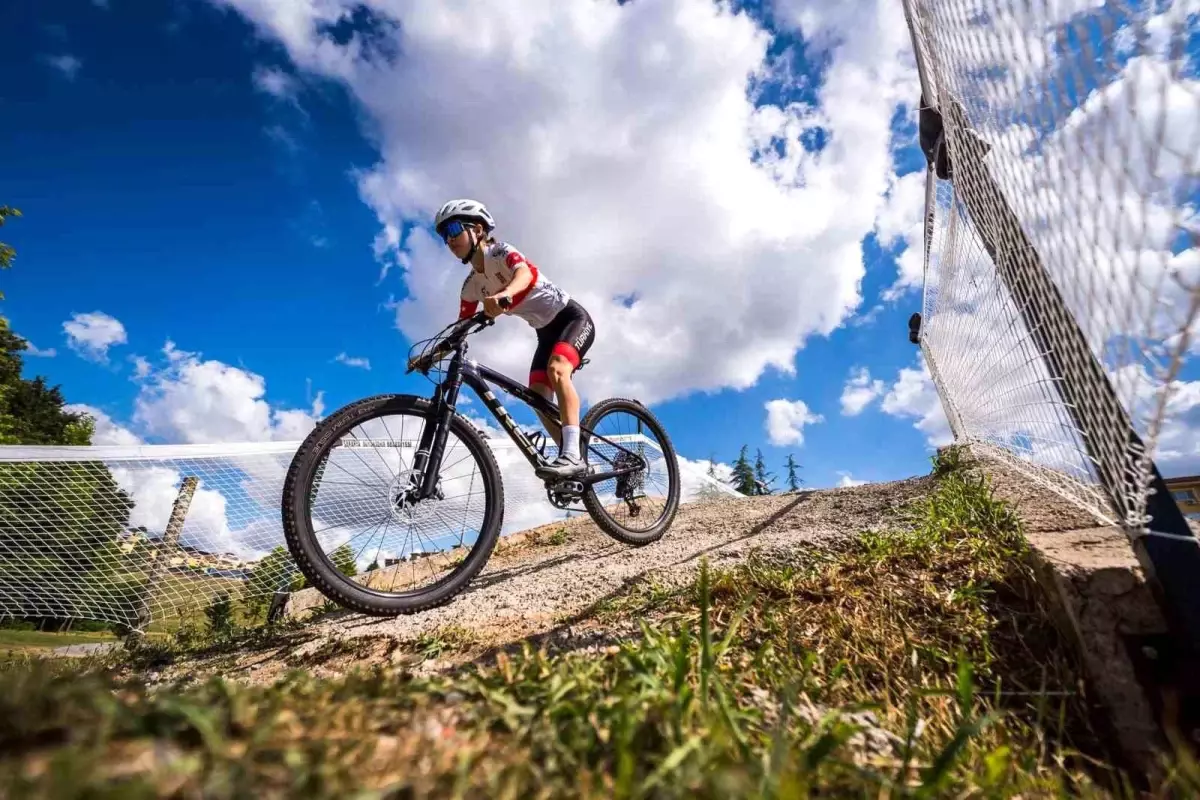 Nazife Tunçel Dünya Şampiyonası\'na Hazırlanıyor