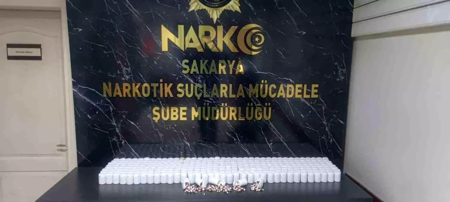 Sakarya\'da Uyuşturucu Operasyonu: 2 Tutuklama