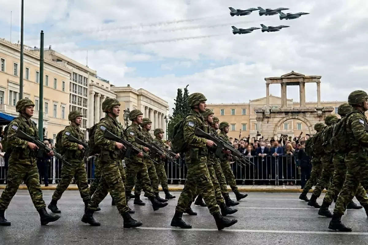 Yunanistan\'da yaklaşık 5 milyar euroluk savunma programlarına onay verildi