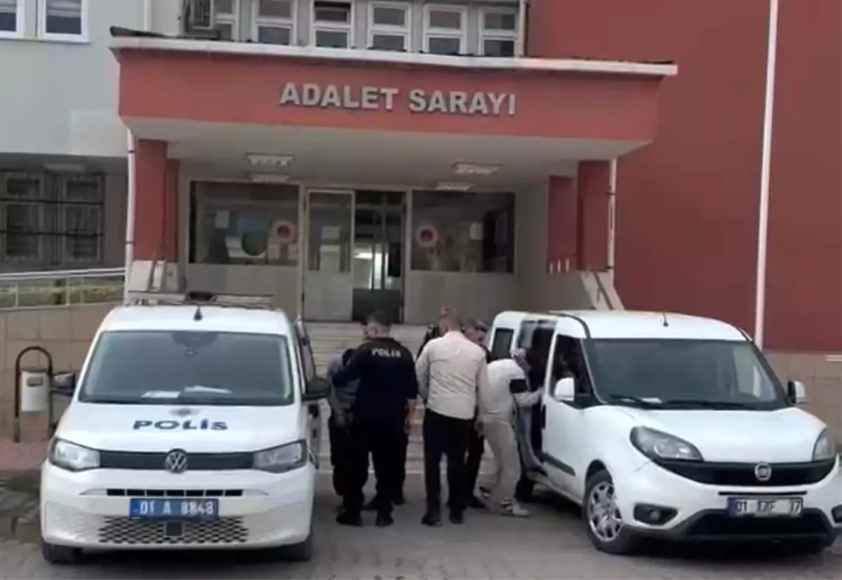 Adana\'da Uyuşturucu Operasyonu: 2 Tutuklama