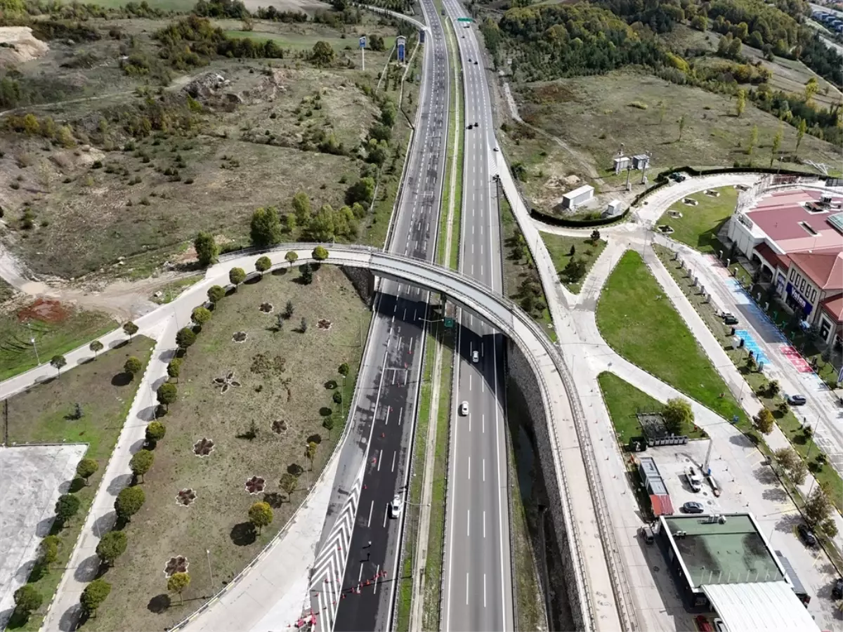 Bolu Dağı Tüneli\'nde Bayram Yoğunluğu