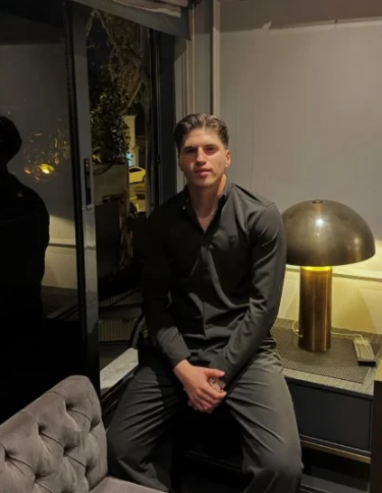 Canbay'dan Aleyna Kalaycıoğlu'nun 'ayakçı' sözlerine tepki: Engelli kardeşini sırtında taşıdı