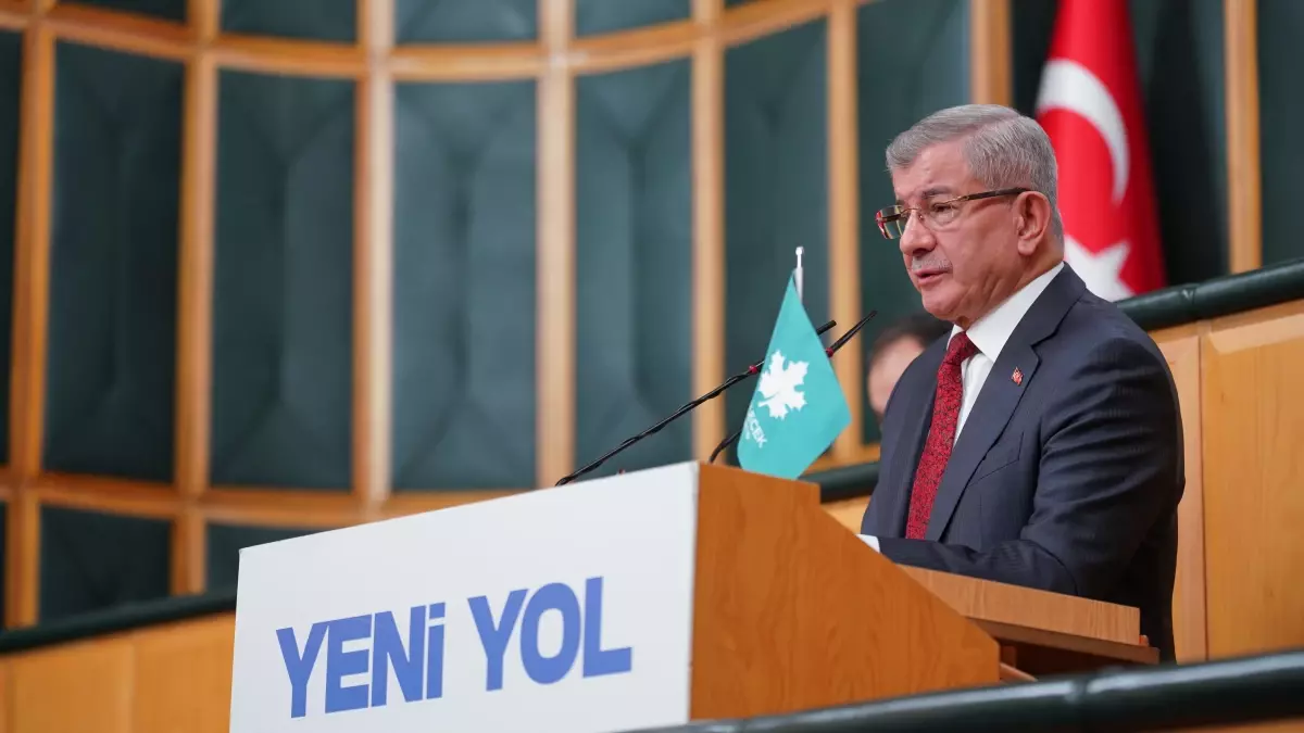 Davutoğlu\'ndan Savaş Uyarısı