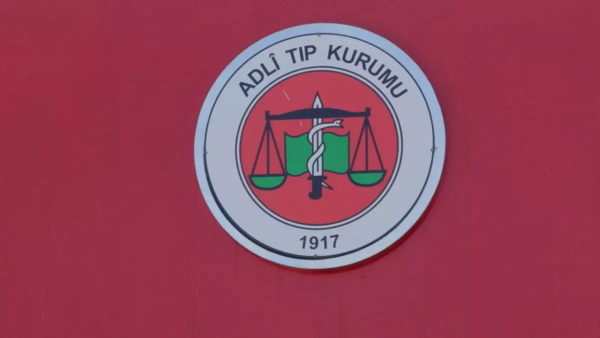 Esenler\'de Kavga: Umut Özacar Öldürüldü