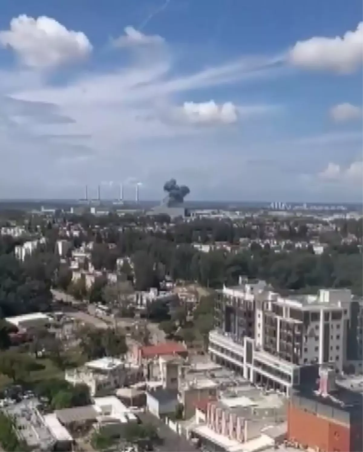 İran Füzeleri İsrail\'e Saldırdı