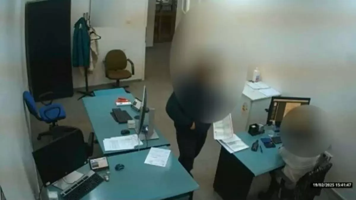 Menemen\'de Rüşvet Soruşturması: 34 Kişiye 12 Yıl Hapis İstemi