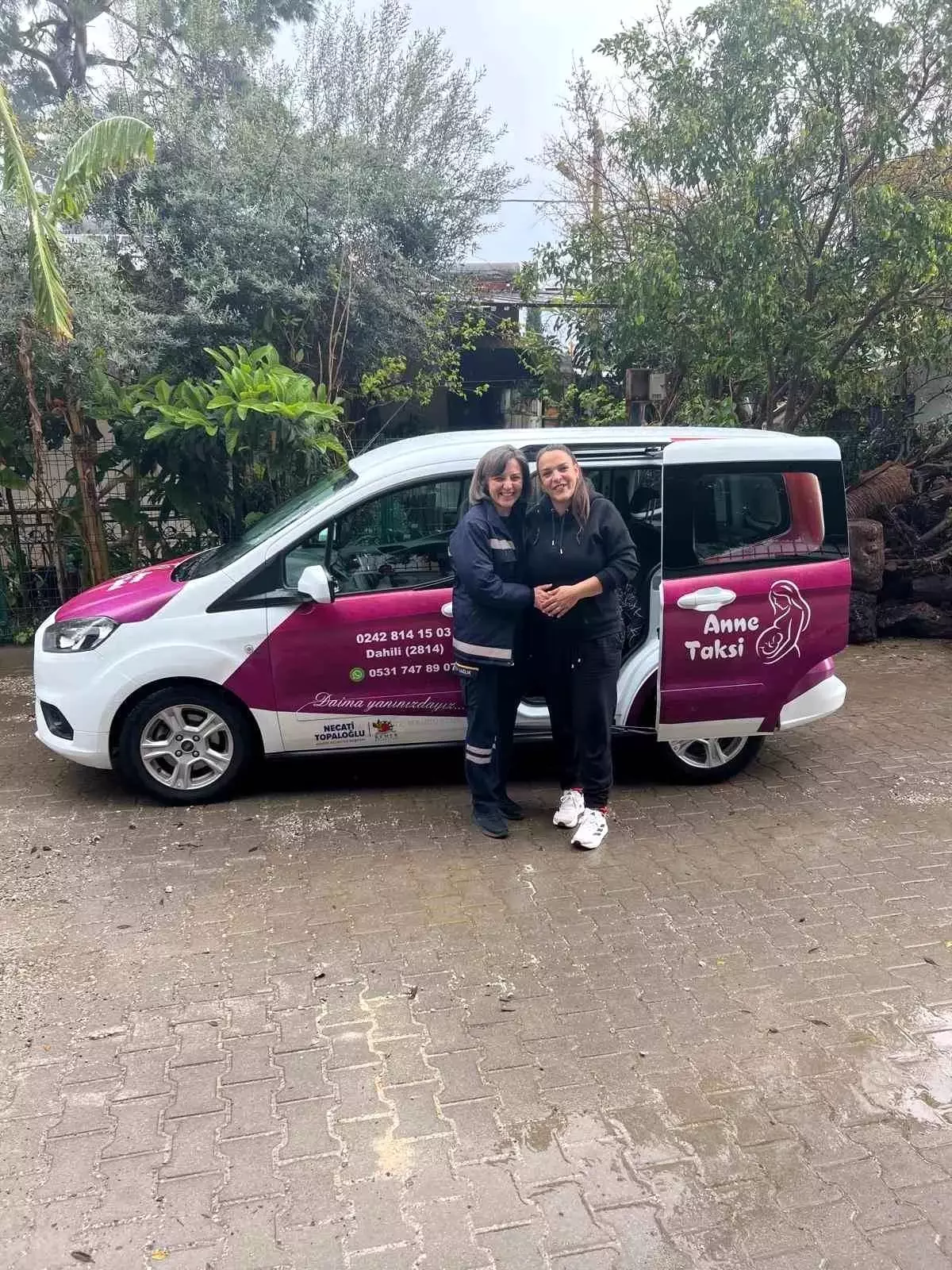 Kemer\'de \'Anne Taksi\' hizmet vermeye başladı