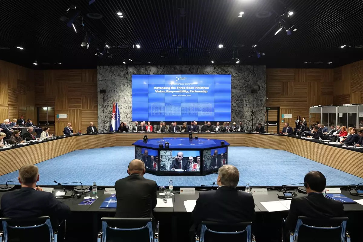 Kurtulmuş\'tan Orta Doğu ve Diplomasi Vurgusu