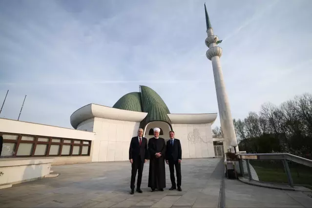 TBMM Başkanı Kurtulmuş, Hırvatistan’da ‘Ayasofya’ Temalı Serginin Açılışını Yaptı