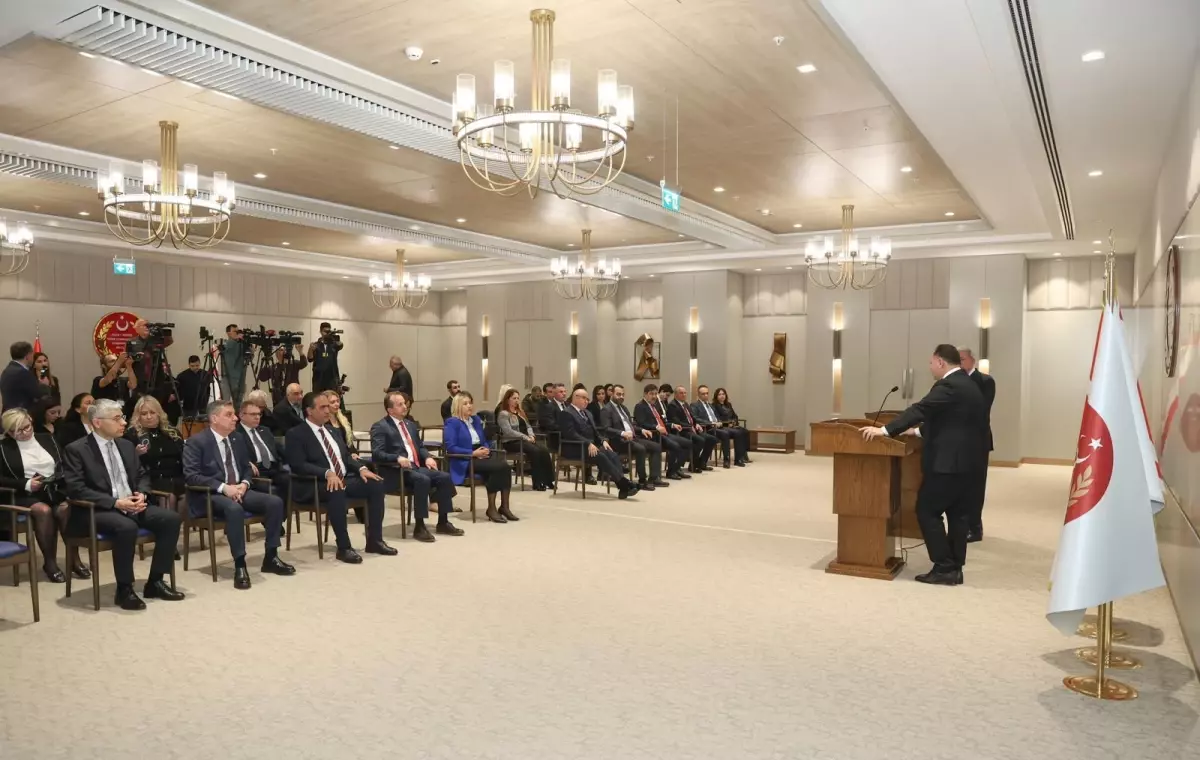 TBMM Milli Savunma Komisyonu Başkanı Hulusi Akar, KKTC Cumhuriyet Meclisi Başkanı Ziya Öztürkler ile Görüştü