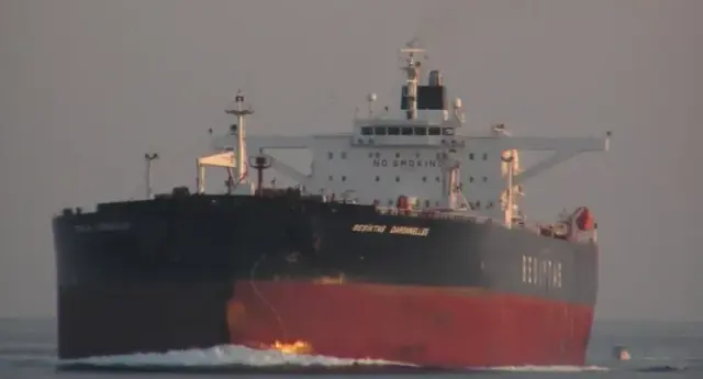 140 bin ton petrol yüklü Türk tankerine dron isabet etti