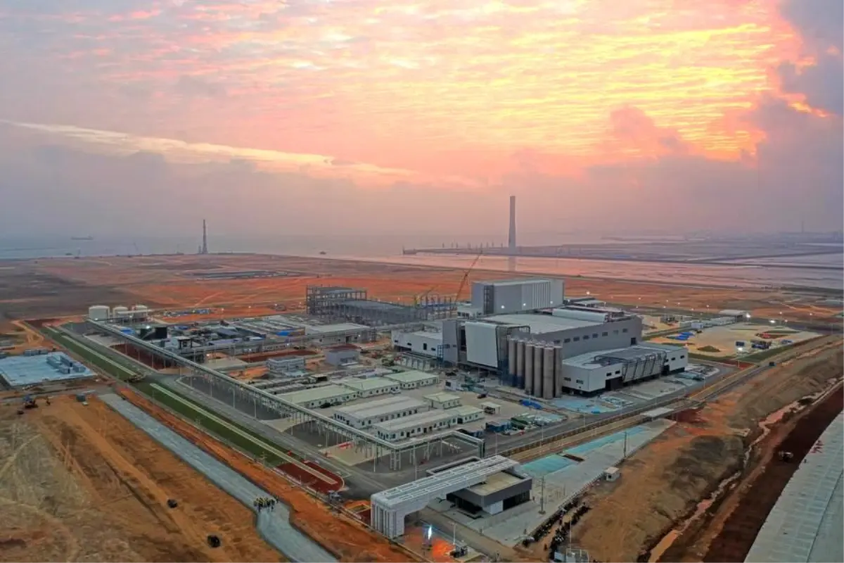 BASF, Çin\'de Dev Tesisini Açtı