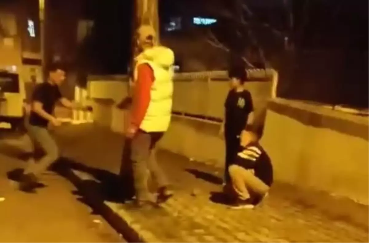 Ankara\'da çocuğun sokak ortasında kemer ve sopayla darbedilmesiyle ilgili 2 şüpheli tutuklandı