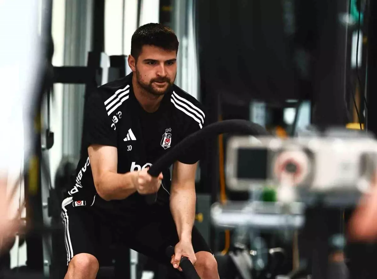 Beşiktaş Antrenmanına Devam Ediyor
