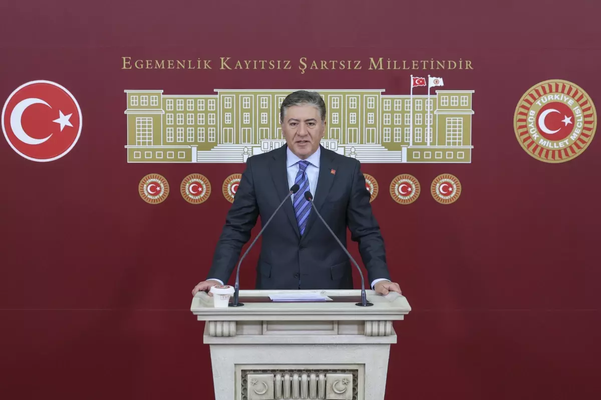 CHP\'den Adalet Bakanı\'na Eleştiriler