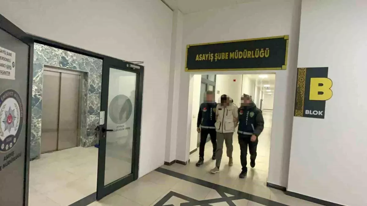 Kocaeli\'de Hırsızlık Şüphelisi Yakalandı