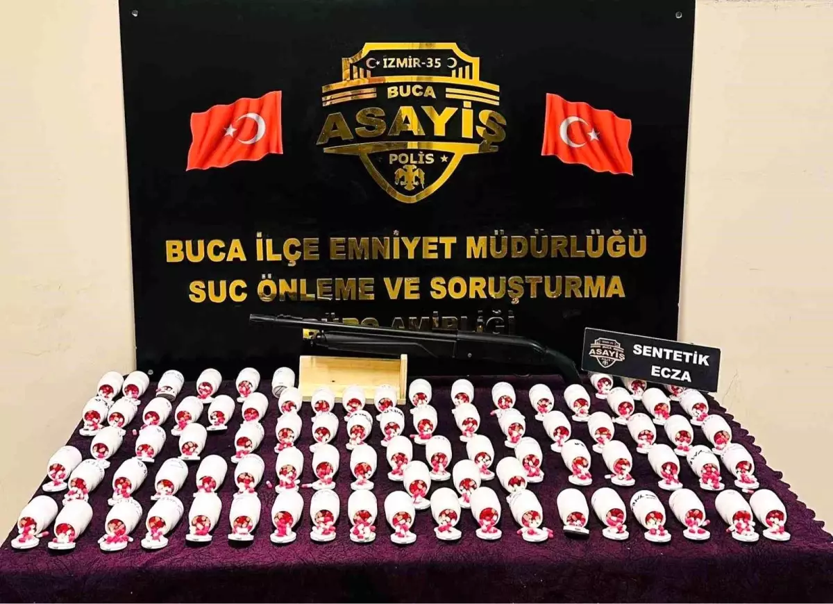 Buca\'da Uyuşturucu Operasyonu: 3 Gözaltı
