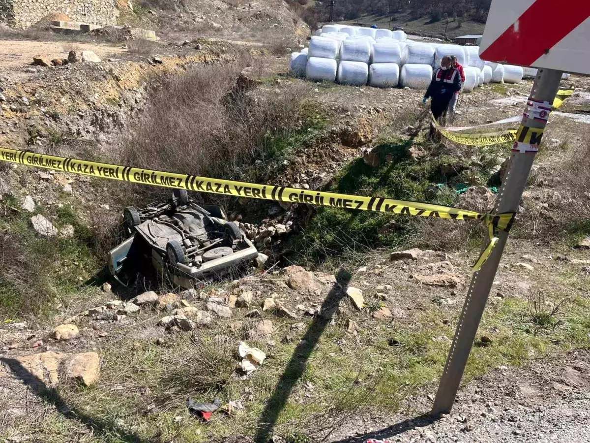 Kütahya feci kaza: 2 ölü, 1 yaralı