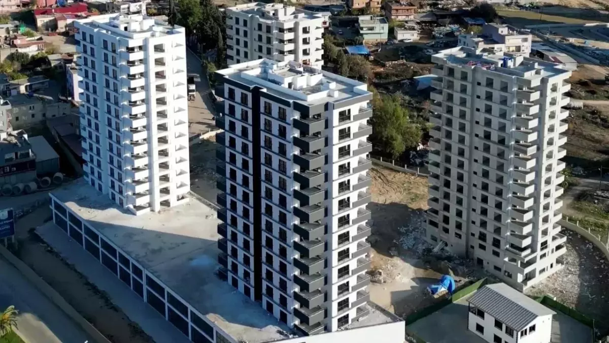 Turgay Canver ve Begüm Canver\'in sahibi olduğu Bakız İnşaat, altyapının önemini kanıtladı