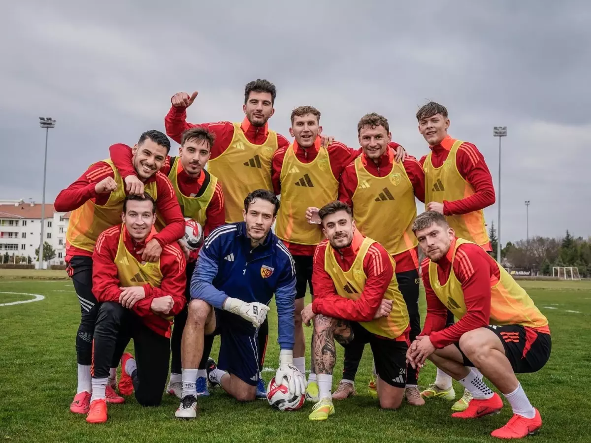 Kayserispor Kasımpaşa Maçına Hazırlanıyor