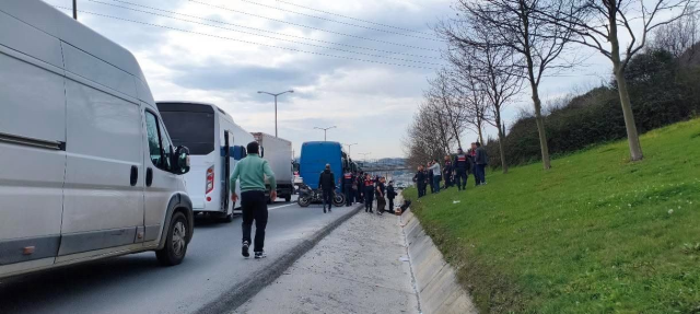 4 cezaevi aracı birbirine girdi; 6'sı jandarma 17 kişi yaralandı 4 cezaevi aracı birbirine girdi; 6'sı jandarma 17 kişi yaralandı