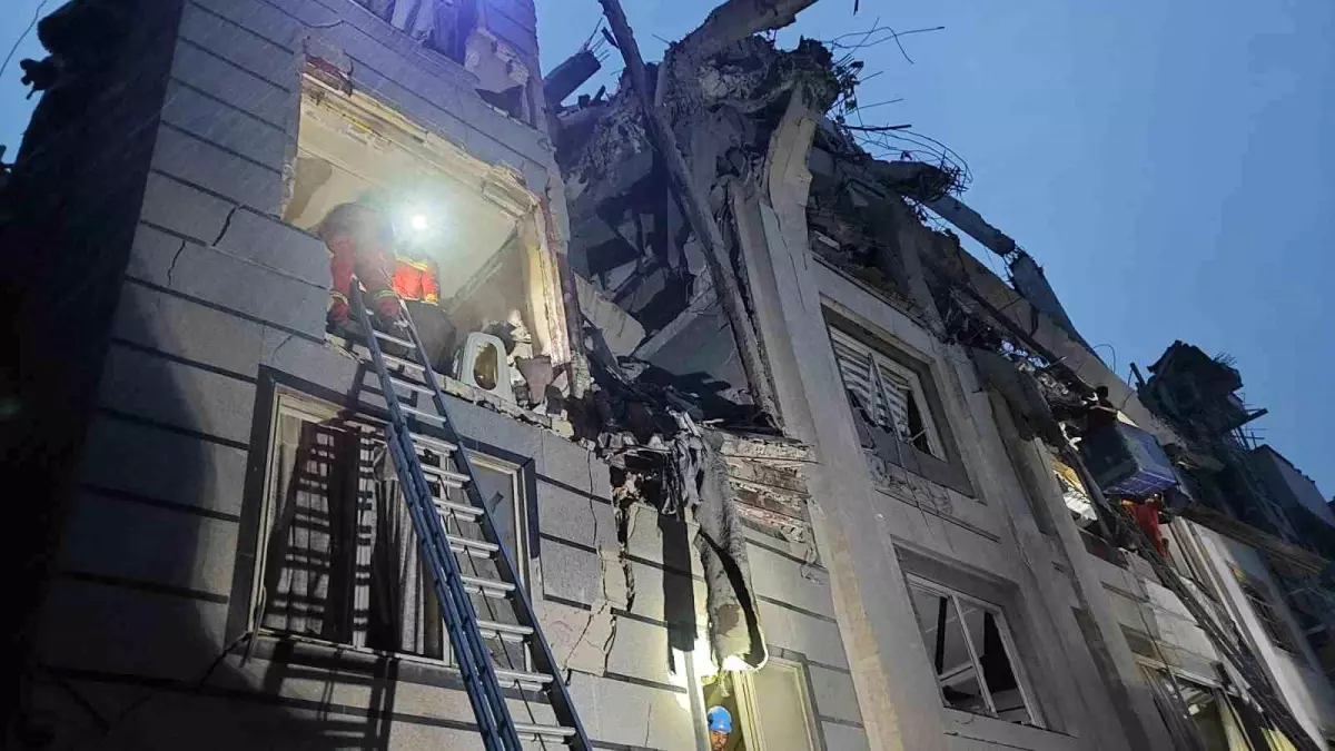 İran\'da ABD-İsrail Saldırısı: 6 Ölü