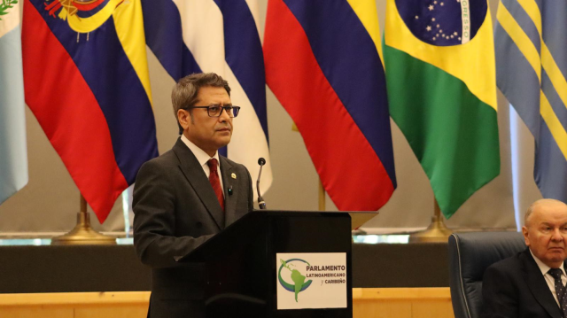 Ali Şahin Parlatino'ya hitap etti: Dünya güçlünün adeta bir kraliyet ormanı