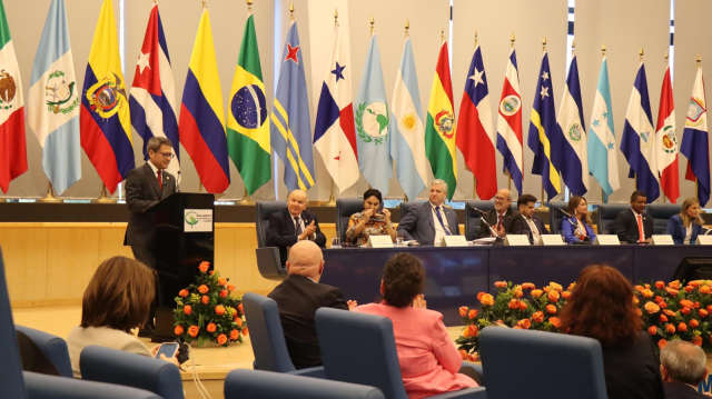 Ali Şahin Parlatino'ya hitap etti: Dünya güçlünün adeta bir kraliyet ormanı