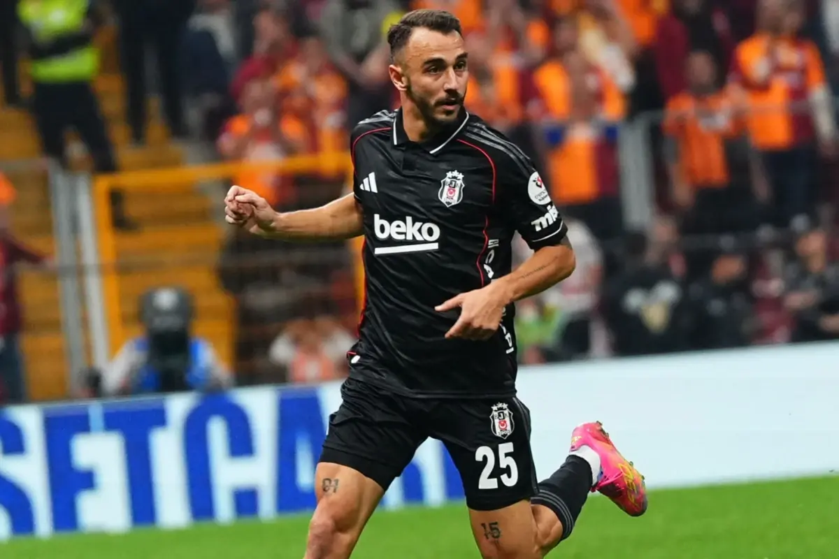 Beşiktaş\'ta Gökhan Sazdağı ile ayrılık kapıda