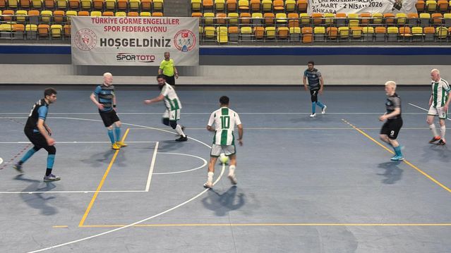 Ankara'da Görme Engelli Sporcular Futsal Sahasında Buluştu