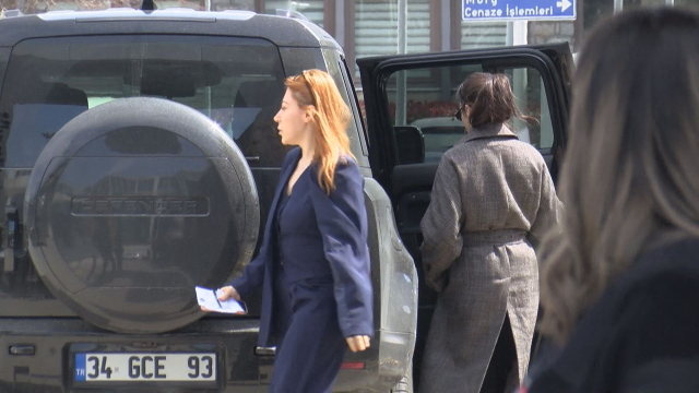 Hande Erçel gözaltında! İfade verip, Adli Tıp'a sevk edildi