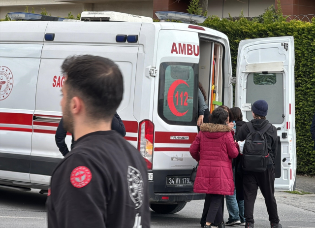 Kimya deneyi faciaya döndü! Öğrencilerin el ve yüzleri yandı